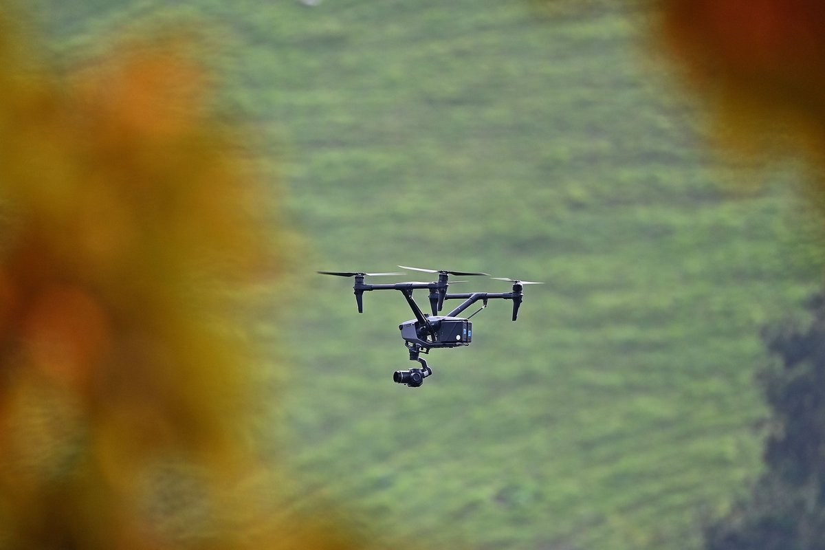 Tundmatu droon valas Rootsis värviga üle Vene diplomaatide villa