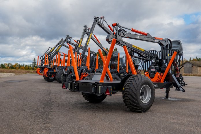 BMFi kaubamärgi metsaveokraana komplektid