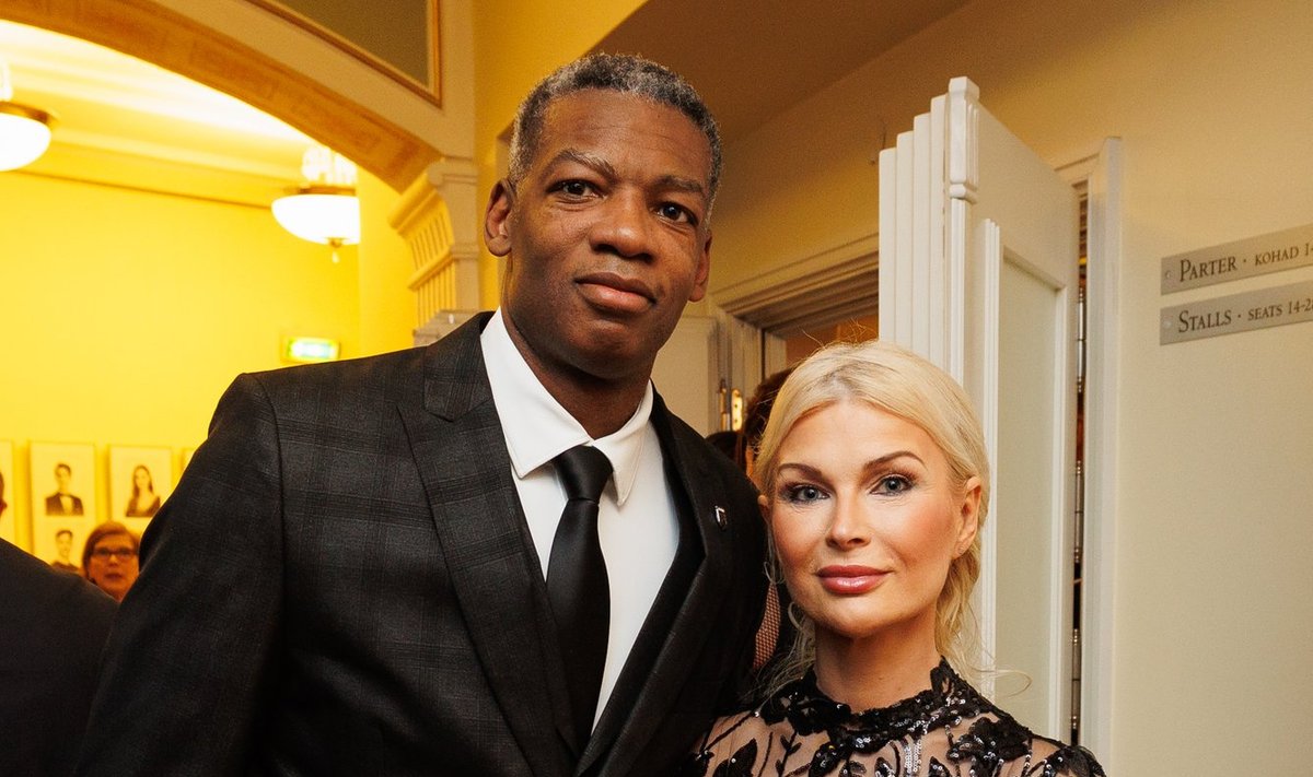 VASTUVÕTUL Howard Frier ja Kadri Tali Eesti Vabariigi 107. aastapäeval tänavu veebruaris. 