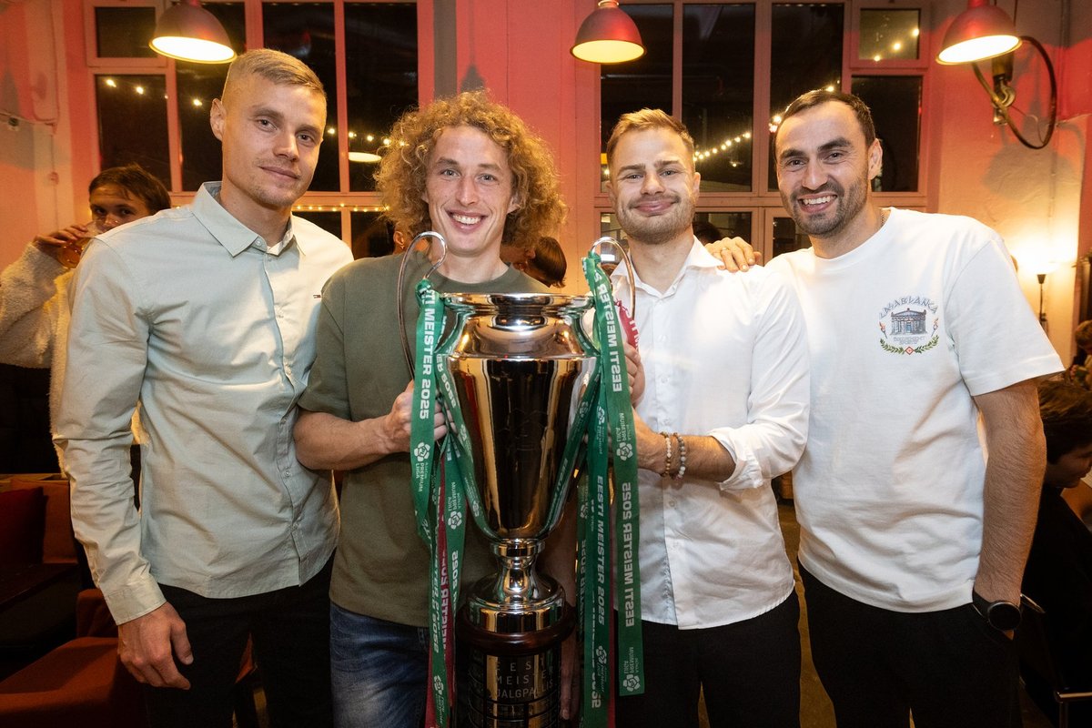 DELFI FOTOD | Värske jalgpallitšempion FC Flora tähistas võitu Telliskivis