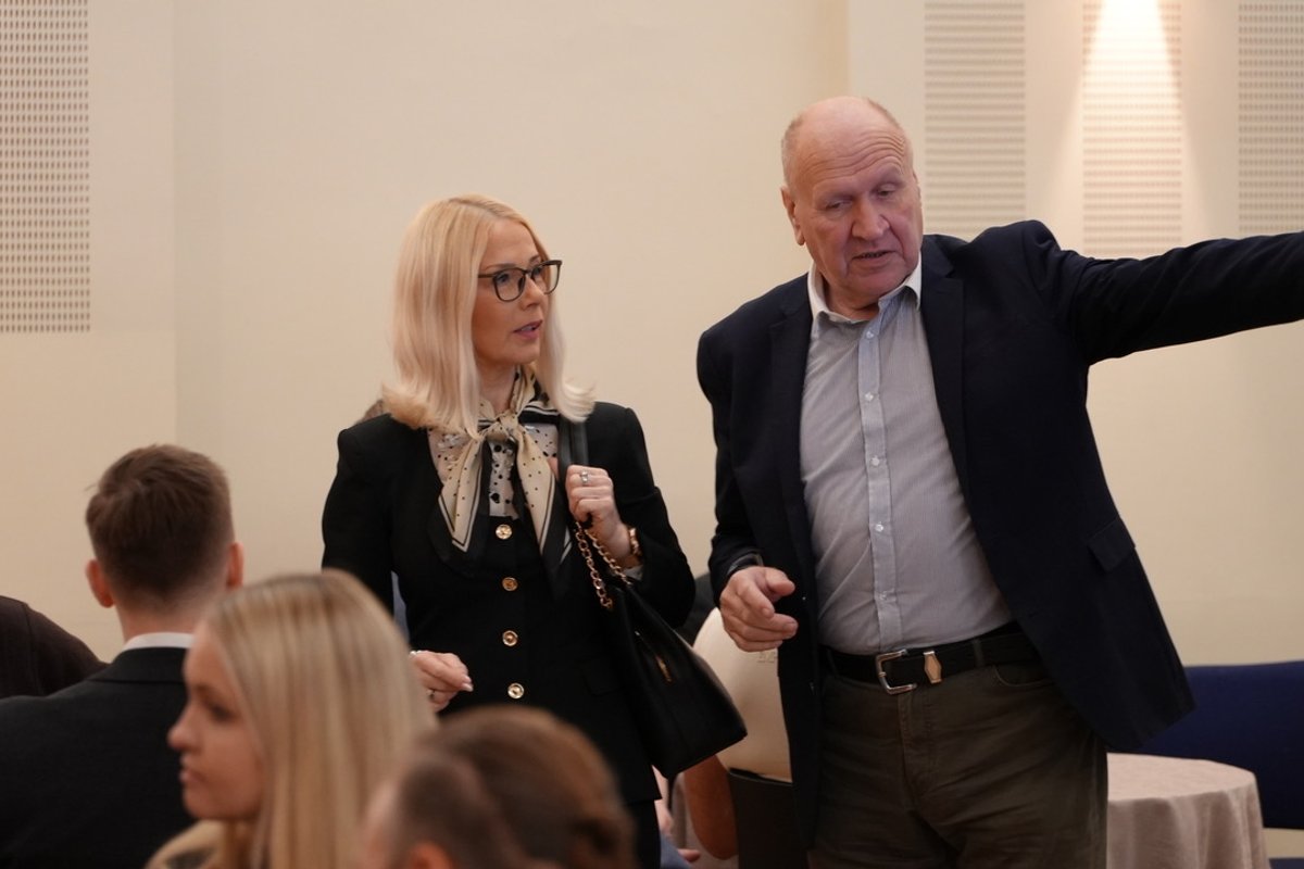 FOTOD | EKRE nõudis volikogu avaldusega e-valimiste kaotamist