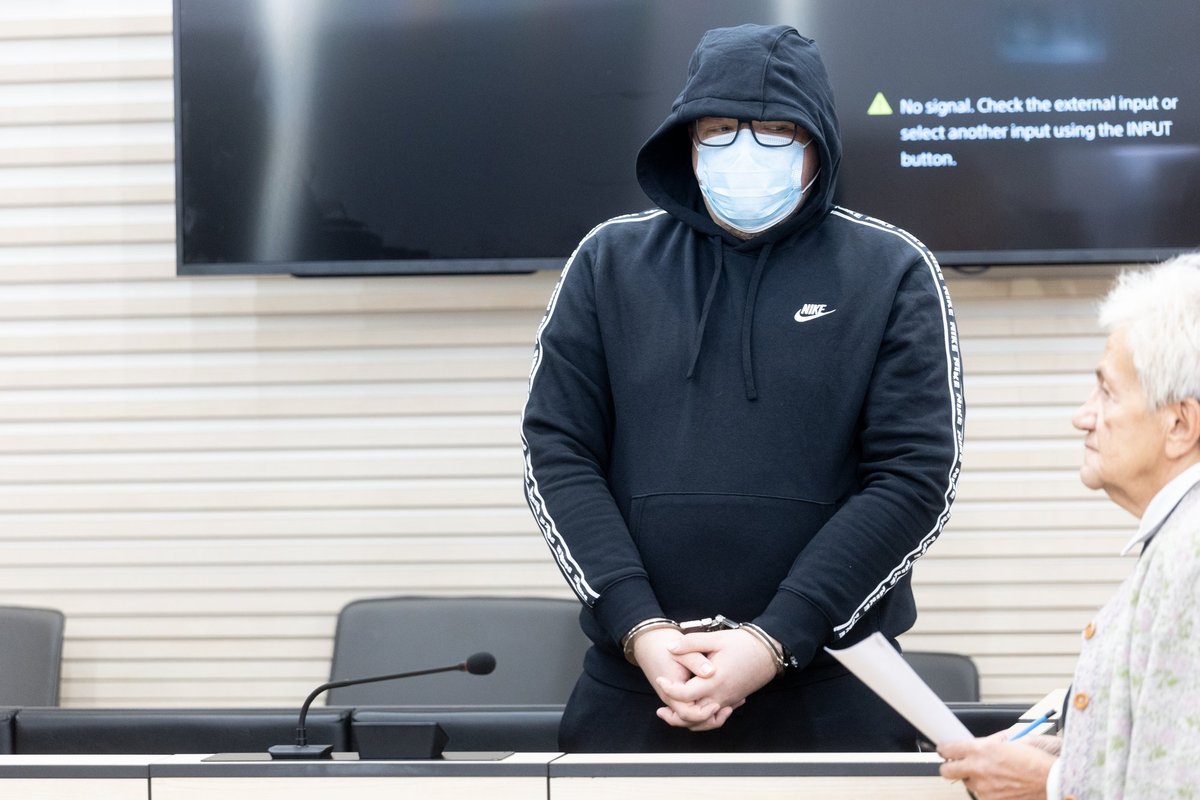 Lapseootel paari mõrvanud ja matnud Igor Popov rääkis kõik ära