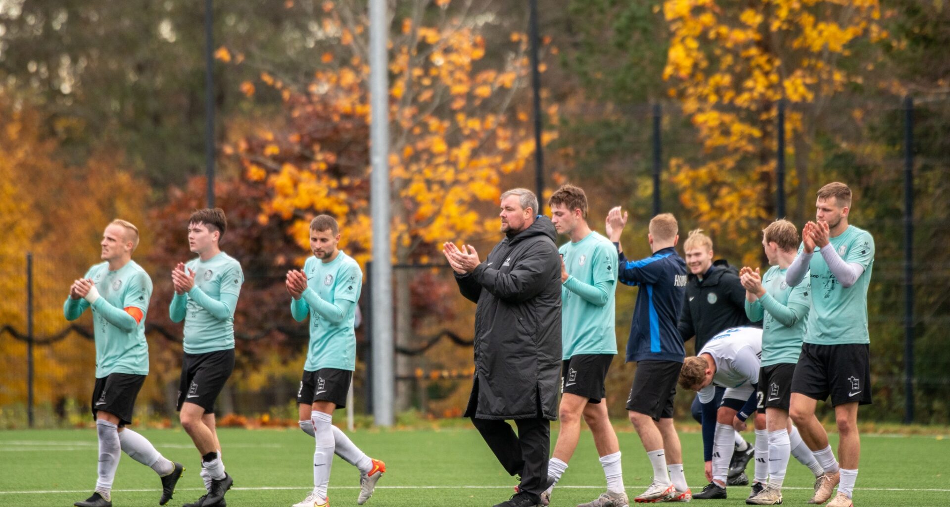 PUBLIKU TOETUS | FC Hiiumaa tõi hooaja jooksul tribüünidele kaasa elama ligi 1500 vutisõpra