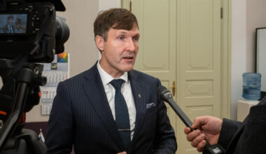 Martin Helme: valimiskomisjoni istung paljastas tuima panevate ametnike ringkaitse