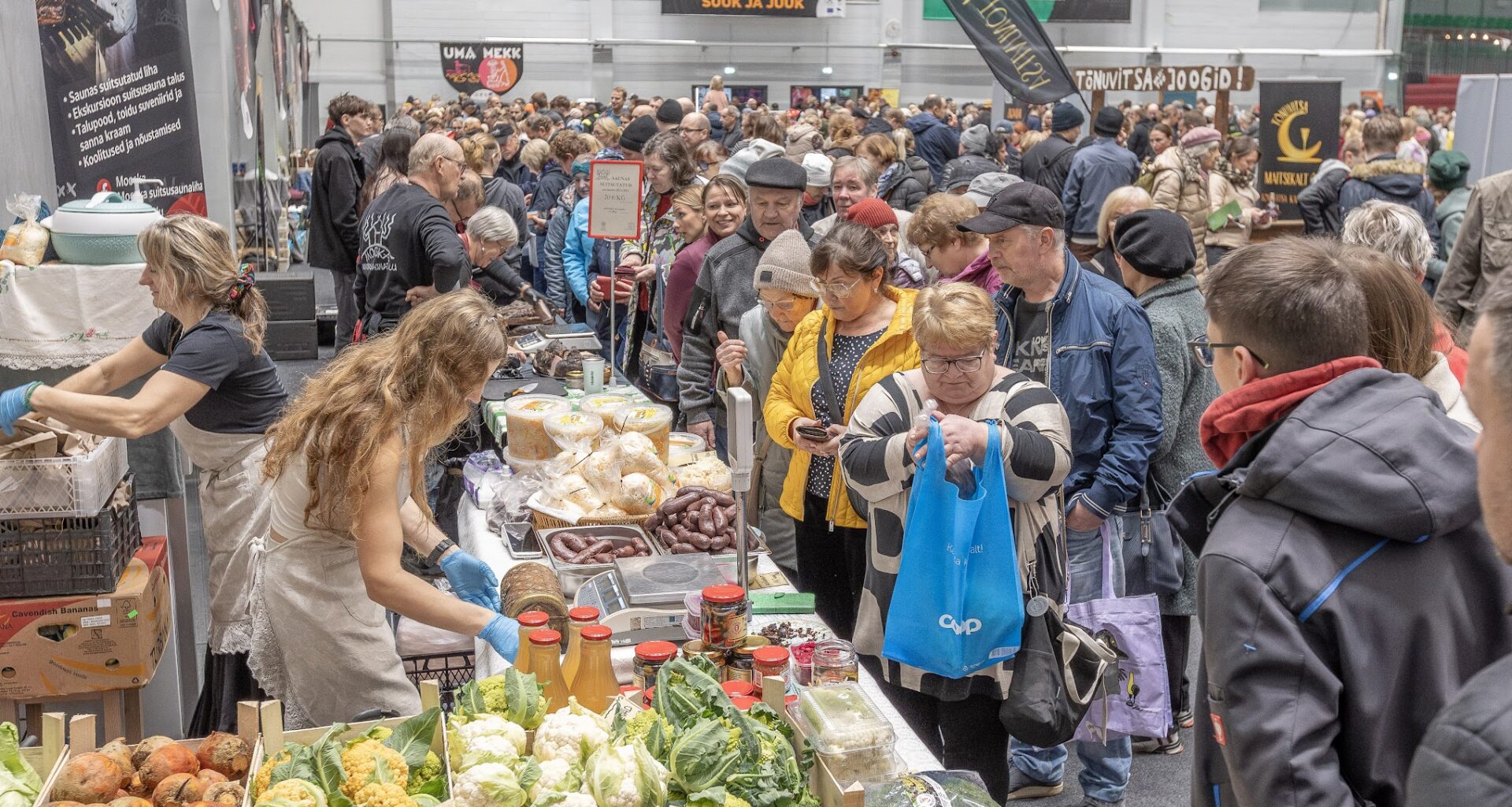 FOTOD Uma Meki suurlaadal pakkus paremaid palasid ligi sada kauplejat