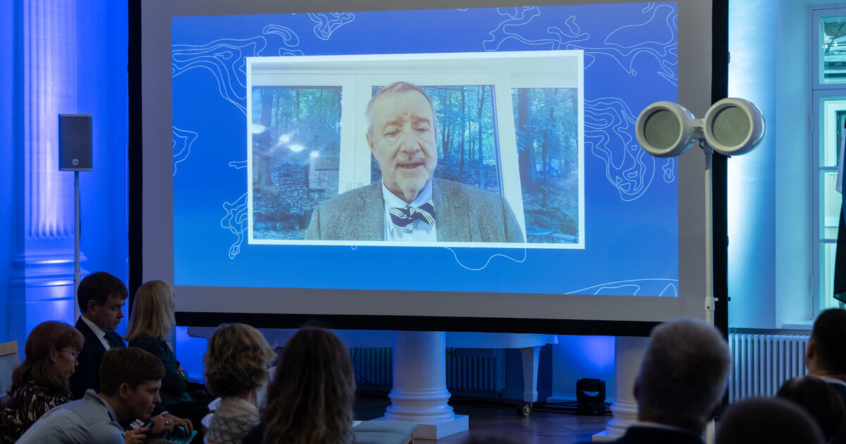 President Toomas Hendrik Ilves arengukonverentsil: „Rahvusvaheline Tartu Ülikool“