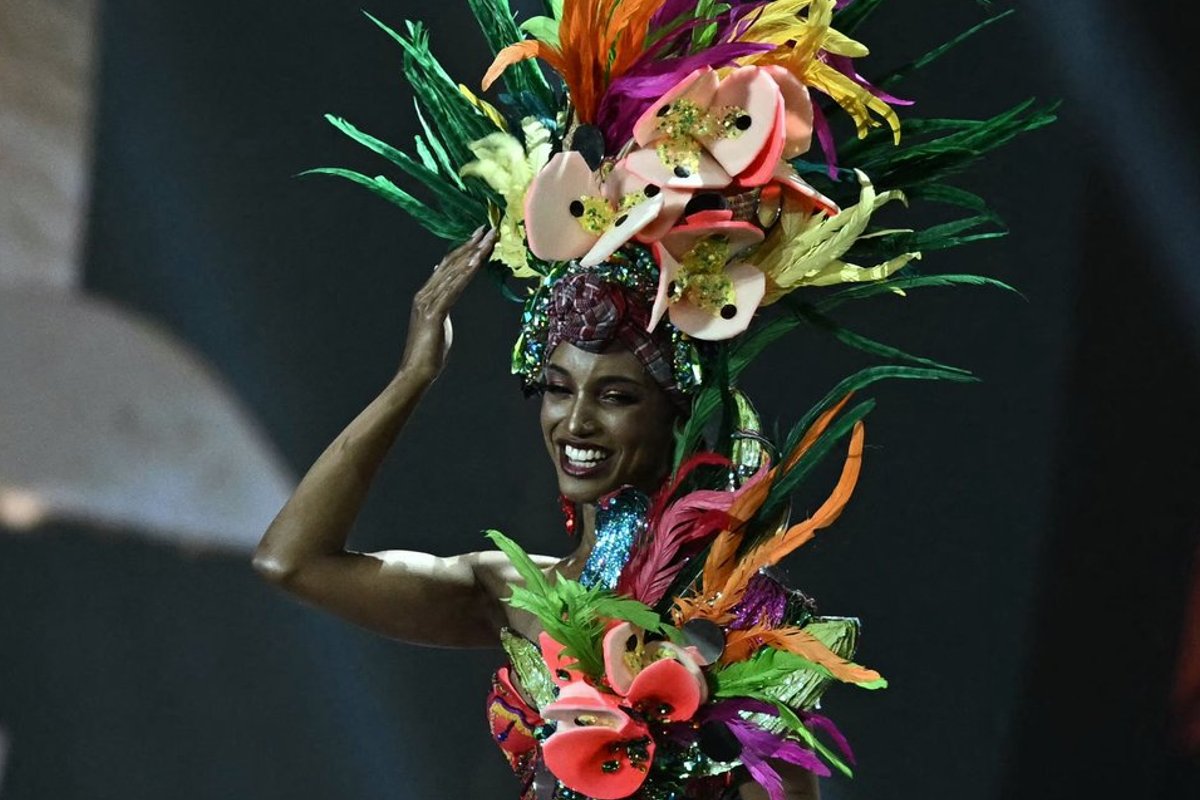 Miss Universumi lavalt alla sadanud kaunitar on siiani haiglas. „Tal ei lähe nii hästi, kui me lootsime“