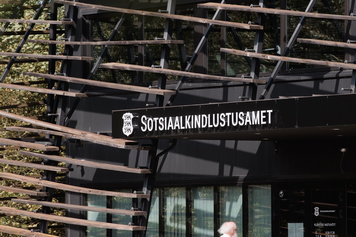 Erihoolekande raha otsakorral. Uusi inimesi saab teenusele suunata ainult siis, kui keegi eest ära läheb