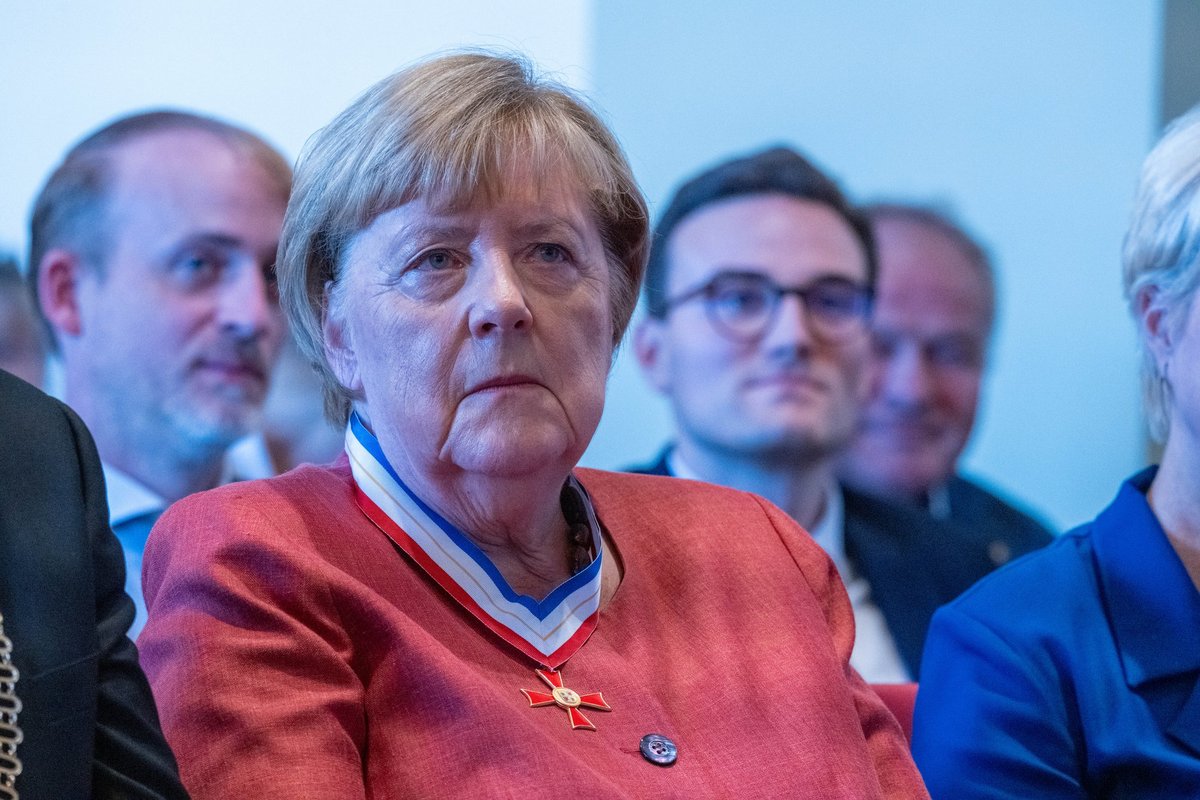 Angela Merkel selgitas pahameeletormi tekitanud märkusi Poola ja Balti riikide rolli kohta Ukraina sõjas