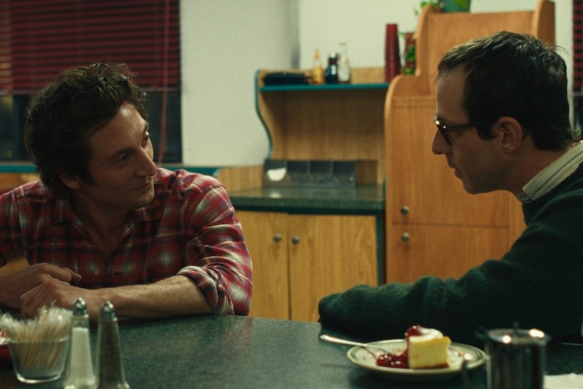 ARVUSTUS | Viimase aja rokkstaaride eluloofilmid on sama loo variatsioonid