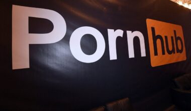 Pornhub väidab, et nende Briti külastajate number on pärast vanusekontrolli kehtestamist vähenenud 77%