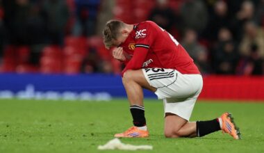 Manchester United sai koduväljakul piinliku kaotuse