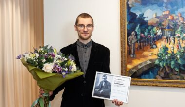 Konrad Mägi SA aastapreemia sai dramaturg Priit Põldma