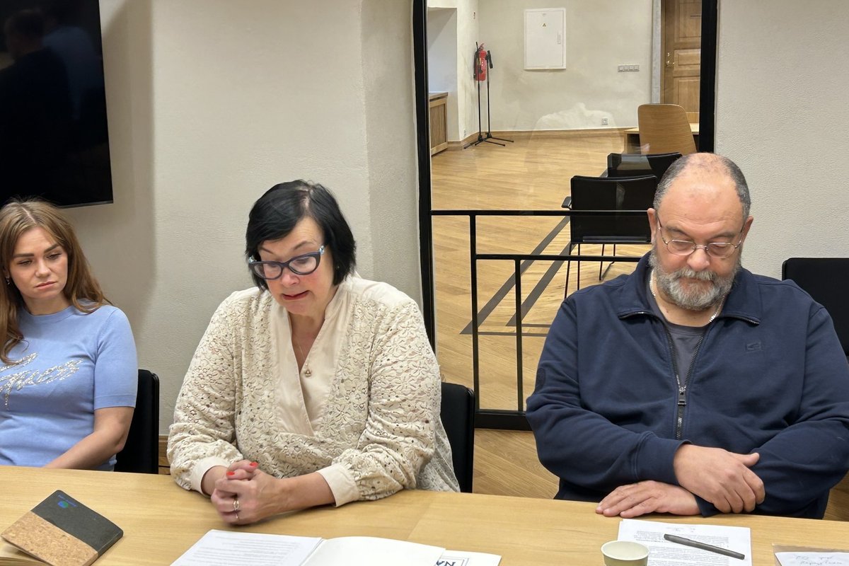 Narva meerina jätkab Katri Raik, volikogu esimees on Mihhail Stalnuhhin