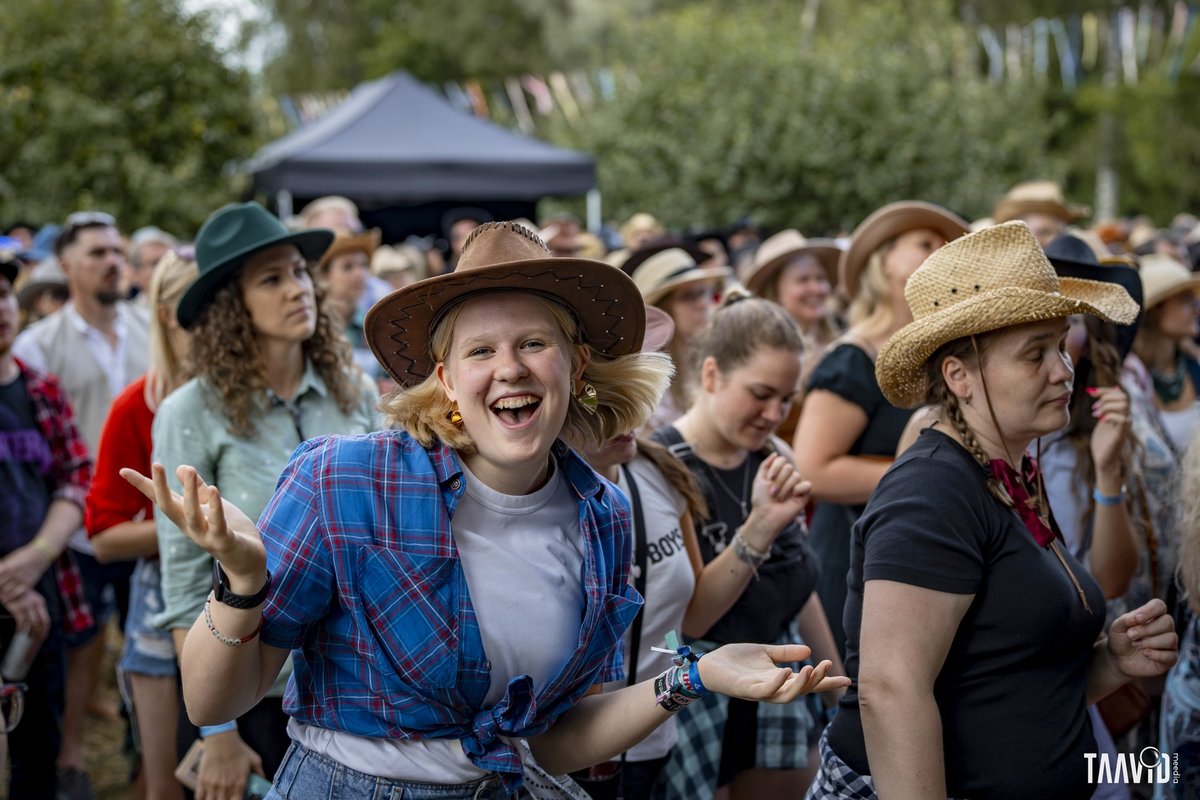 Kantri on uus popp: 5MIINUST, Terminaator ja hipsterid tõmbavad kauboisaapad jalga
