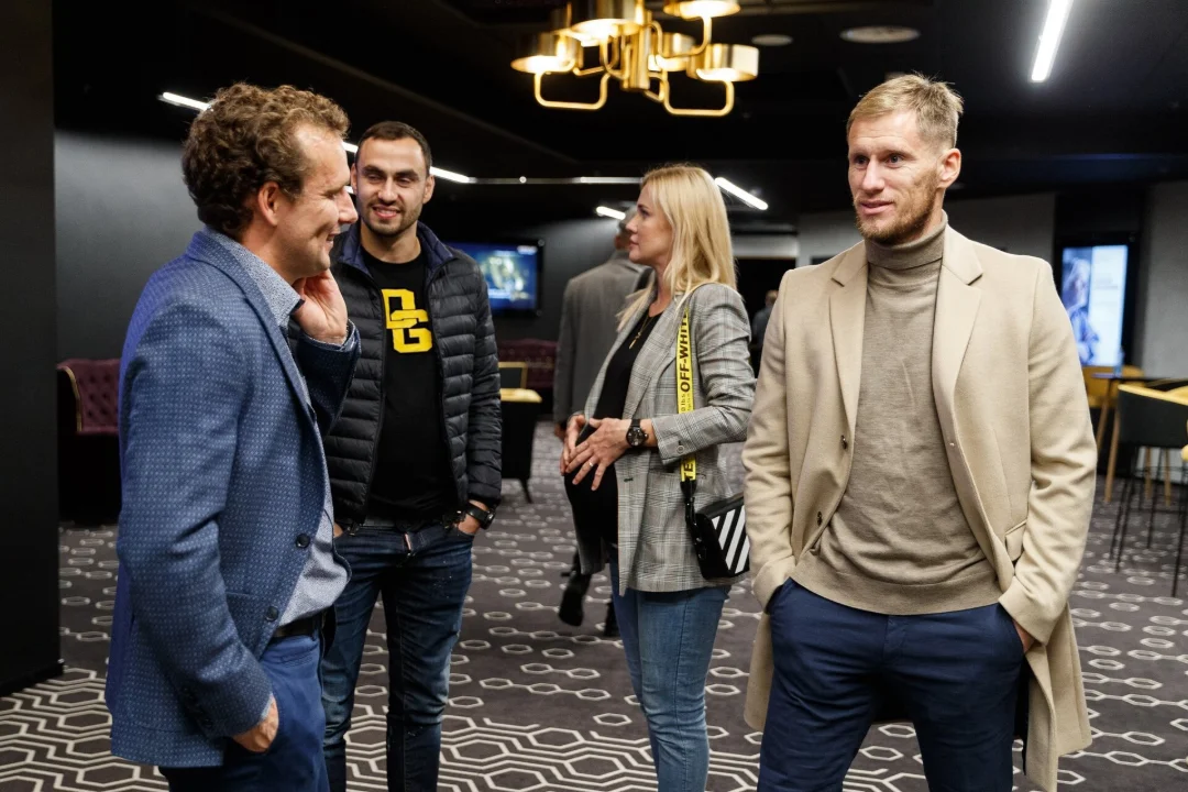 KOMMENTAAR | Kaos uue ajastu jalgpallimeedias. Tarmo Kink, usu või mitte, ka sina vastutad!