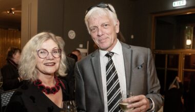 FOTOD | Luuleteater Valhalla tuli juubeli puhul taas kokku ning andis välja raamatu