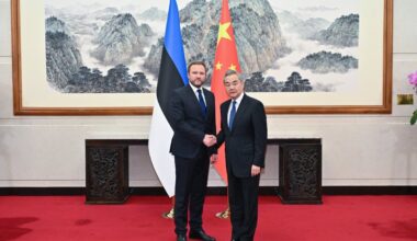 INTERVJUU | Välisminister Tsahkna Pekingi visiidilt: ilma Hiinata ei suudaks Venemaa Ukrainas sõda pidada