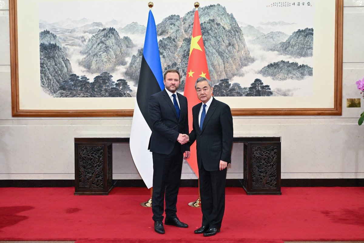 INTERVJUU | Välisminister Tsahkna Pekingi visiidilt: ilma Hiinata ei suudaks Venemaa Ukrainas sõda pidada