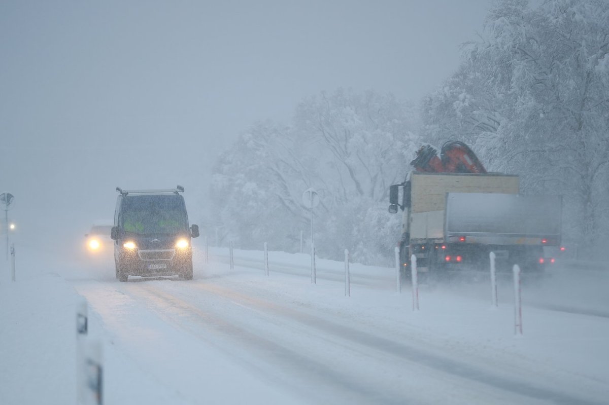 ILMATEADE | Osa Eestist saab taas kaela tiheda lumesaju - Maaleht