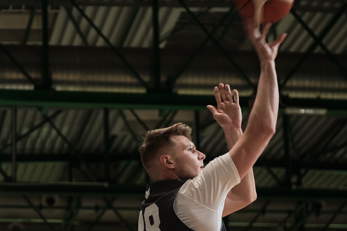 DELFI SLOVEENIAS | Kaspar Treier kehastub korvpallikoondises taas tsentriks, hea kogemus on all ka Itaaliast