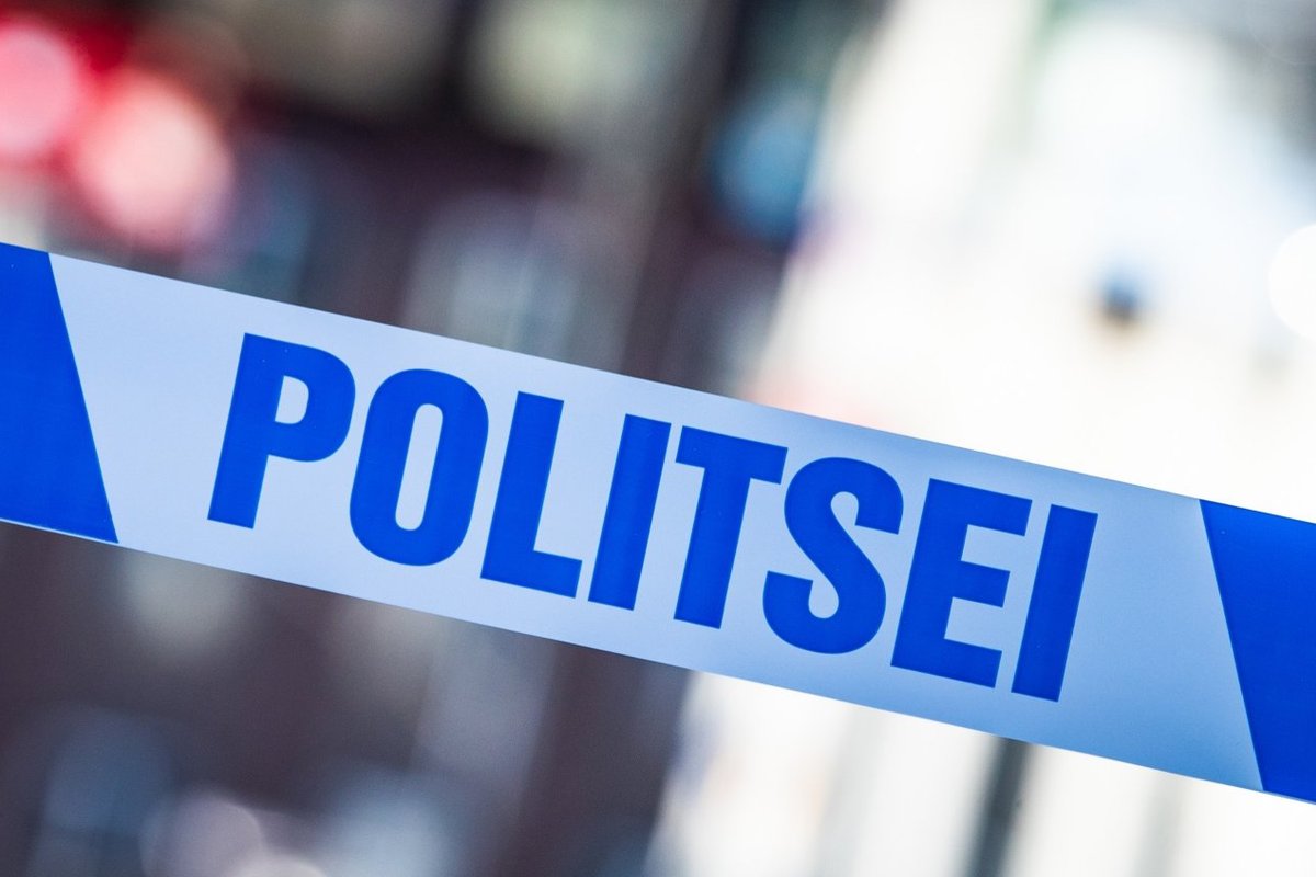 Tallinnas lauluväljaku juures sai avariis viga mootorrattur