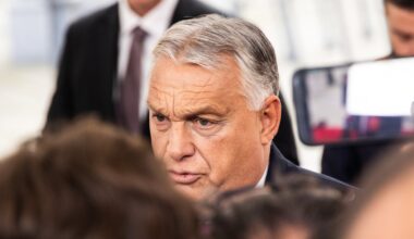 Orbán nimetas Ukraina rahalist toetamist hullumeelseks ja Venemaad võitmatuks