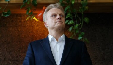 Suri poliitik ja Pädaste mõisa omanik Imre Sooäär