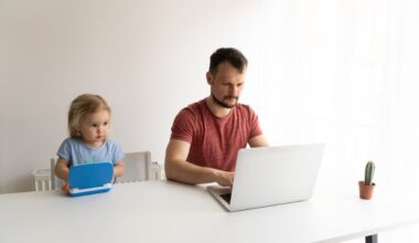 Lapsevanemate diskrimineerimine tööl on laialt levinud, kuid töötajad ei lähe kaebama