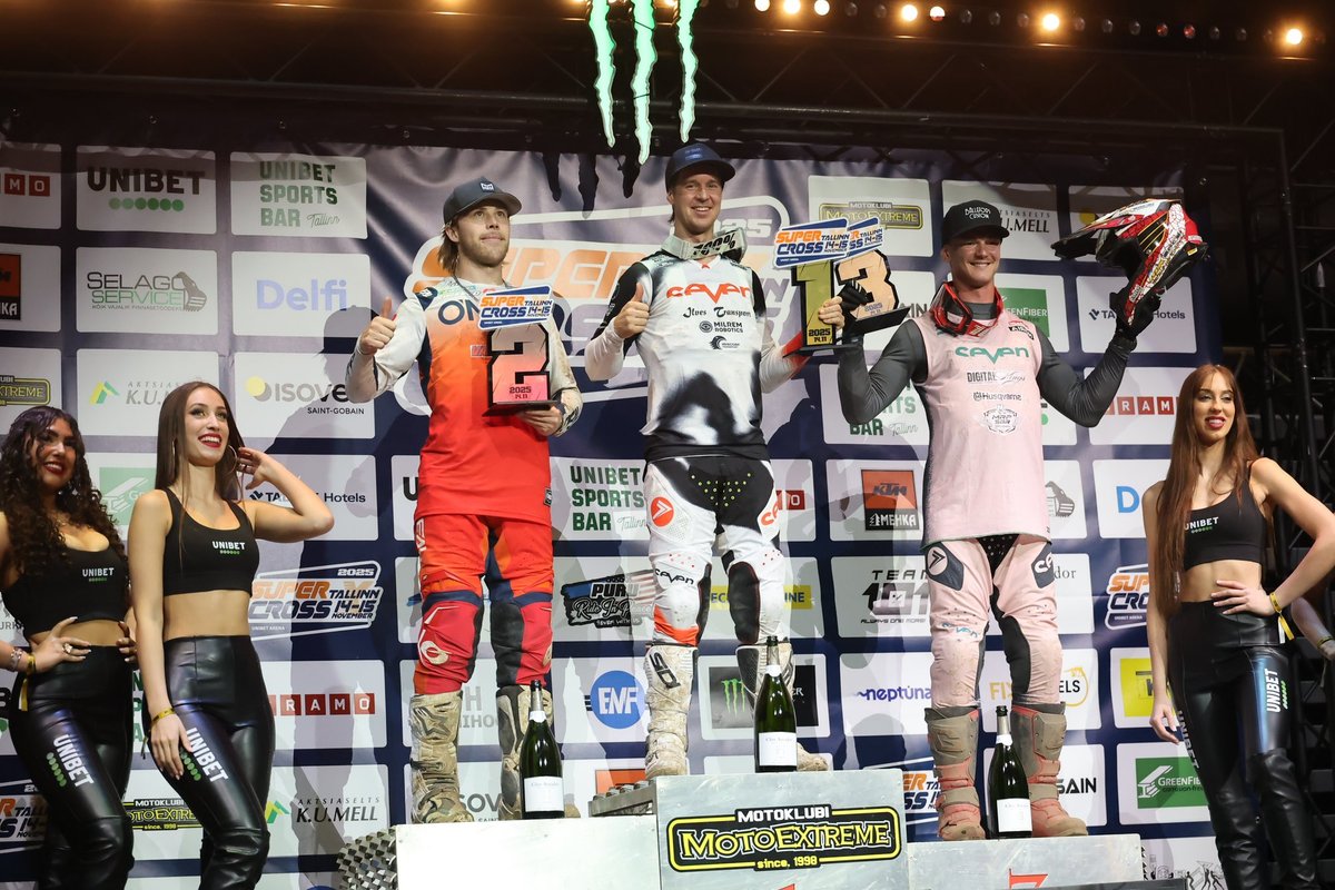FOTOD JA VIDEOD | Supercross Tallinna avapäeval tegi puhta töö Harri Kullas, Leok jäi napilt poodiumilt välja