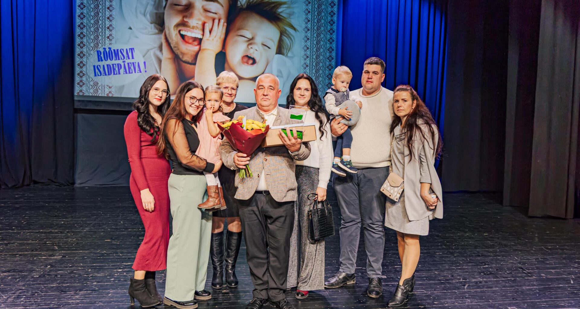 Võrumaa aasta isa on nelja lapse isa Heiki Kõomägi