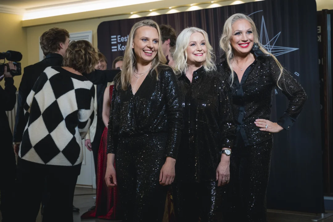 KOLM ON SELTSKOND! | Karmel Killandi, Krista Luts ja Annely Peebo valisid juhuslikult sarnase peorüü