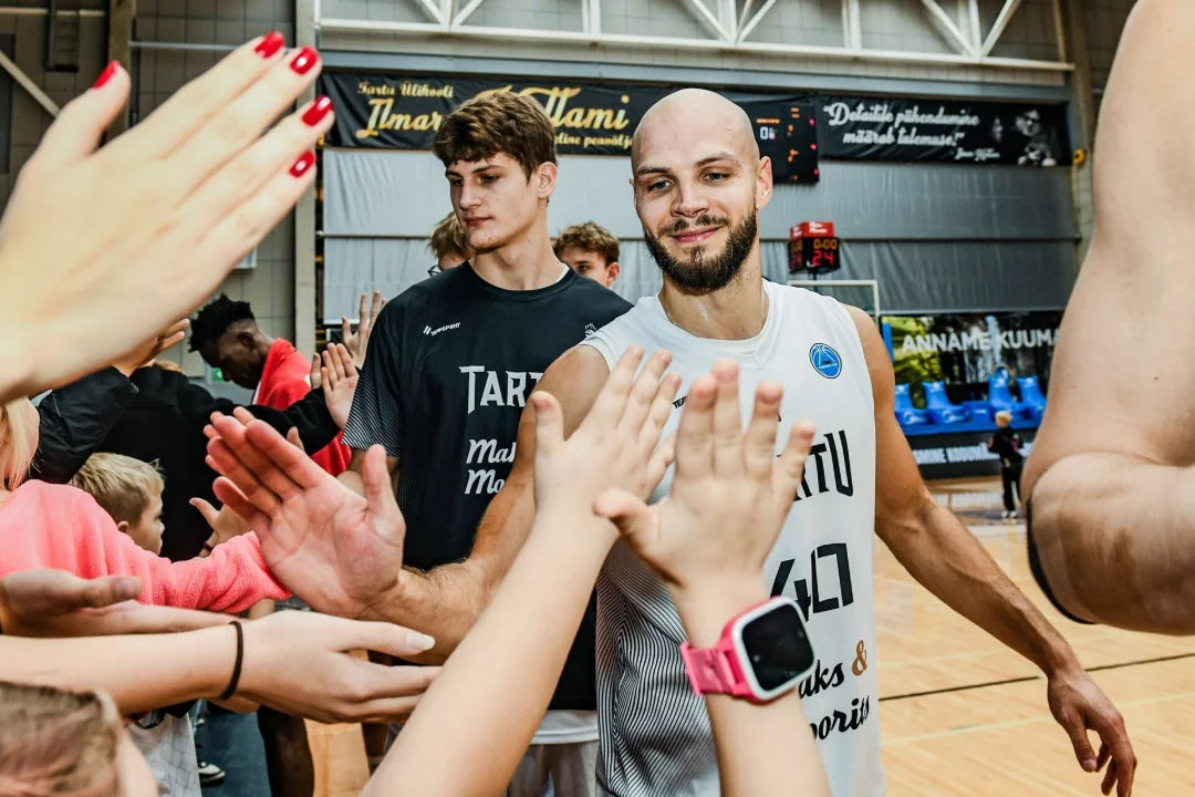 ÜHEKSAS VÕIT JÄRJEST! Täiseduga jätkav Tartu tegi ka Viimsil selja prügiseks