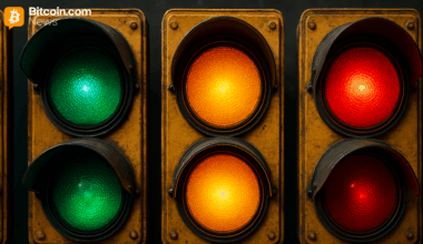 XRP novembrikuine tõus saadab vastuolulisi signaale, samal ajal kui RLUSD laienemine tõmbab tähelepanu - Bitcoin.com News