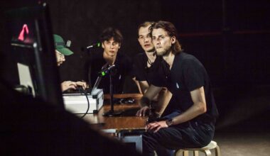 Arvustus: Tegevusliidrite Vembu-Tembumaailm - Müürileht