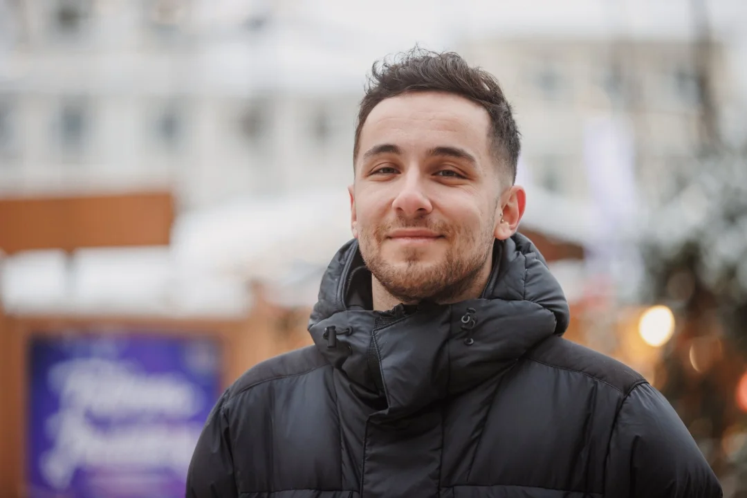 ÜLLATAV KARJÄÄRIPÖÖRE! Muusik Ant Nurhan alustab juuksurina tööd Zevakini uues ilusalongis