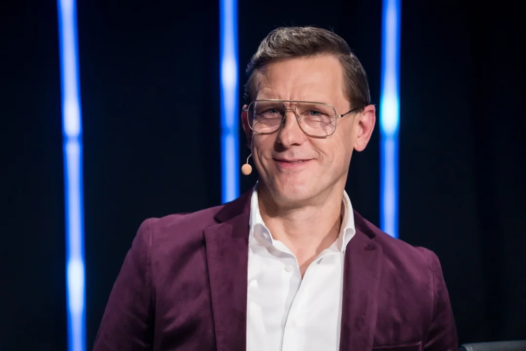 TÜTRE PIHTIMUS! Jan Uuspõllu vanima lapse meenutus: isa sõidutas mind koju näitlejate narkodiileriga - Õhtuleht