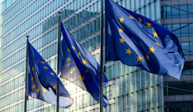 Euroopa Komisjon võtab Soome pihtide vahele seoses liigse eelarve puudujäägiga