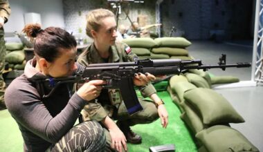 Poola alustas kõigi kodanike sõjalist väljaõpet, kuna kardetakse Venemaa sissetungi