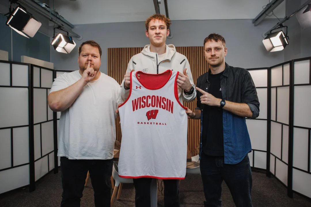 ÕL RAADIO „VIIES VEERANDAEG“ | Koondisesse murdnud Markus Ilver ladus edule põhja USA sõjaväekoolis: reeglite rikkujad pidid relv käes sada ringi kõndima