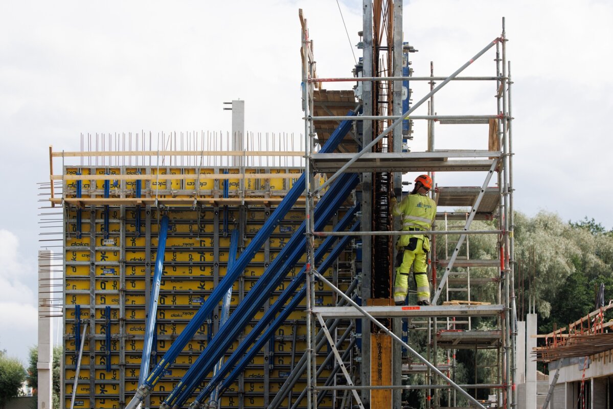 Eesti ehitusmaht kõigub nulli ümber, välismaal langes tuntavalt - Ehitusuudised