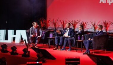 Kaitsetöösturite vestlusringis arutleti tuleviku üle. "Varsti ütleb AI, mitu tanki ja kas õhus on droon või lind"