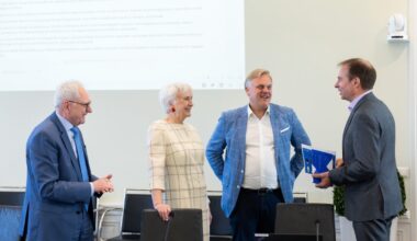 riik raalib, kuidas siduda boonused vaid raske tööga