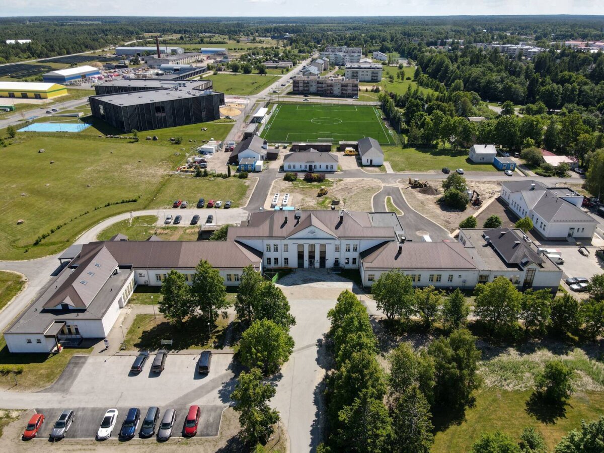 Hiiumaal abi vajanud pääsesid mandrile kopteri asemel eripraamiga