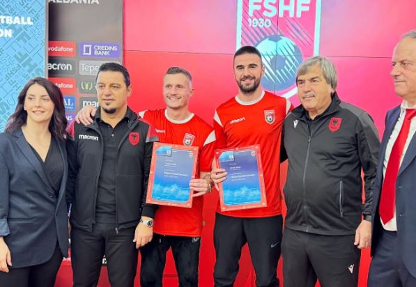 Xhaka teeb koostööd Albaania Jalgpalliliiduga ja saab UEFA B-diplomi. Indeksonline. Net