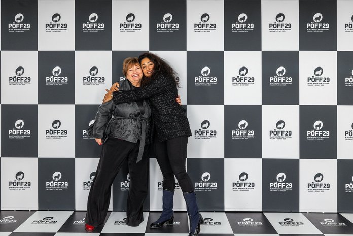 Näitleja Golshifteh Farahani vaimustus PÖFFist ja tänas selle juhti Tiina Lokki