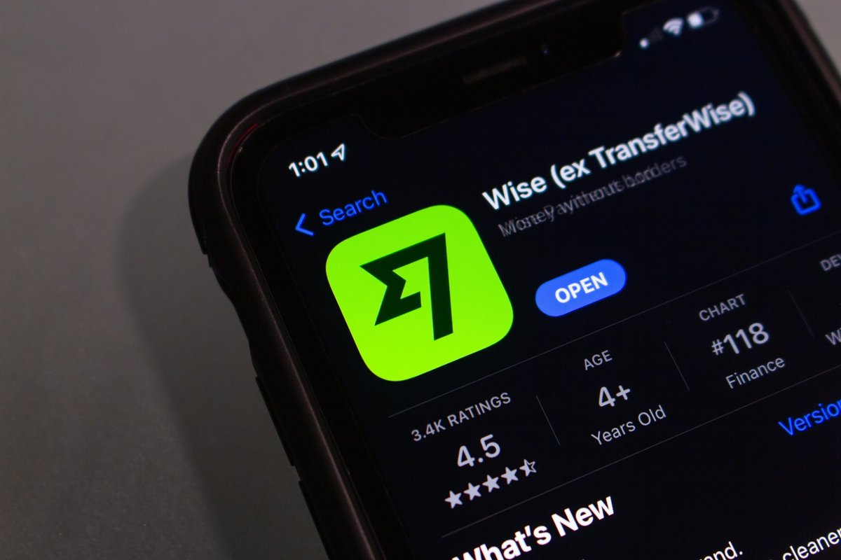 Wise blokeeris venelaste ja valgevenelaste maksekaardid