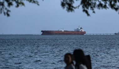 Trump käskis kehtestada Venezuelale sanktsioonide all naftatankerite blokaadi