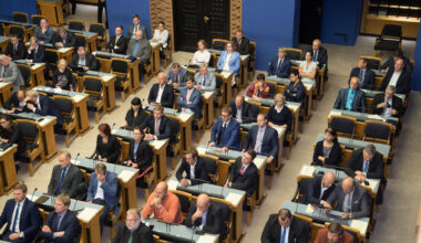 Õpetajate karjäärimudeli eelnõu jõuab koos muudatustega teisele lugemisele