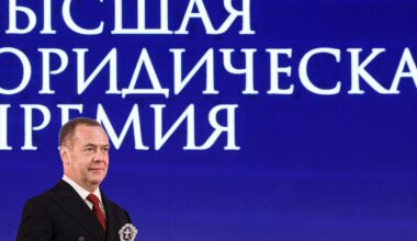Medvedev ähvardas EL-i Venemaa külmutatud varade naturaalses vormis sissenõudmisega
